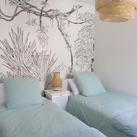 Appartement Les Cigales Rez De Jardin A 10Mn Des Plus Belles Plages Hyères Exterior foto