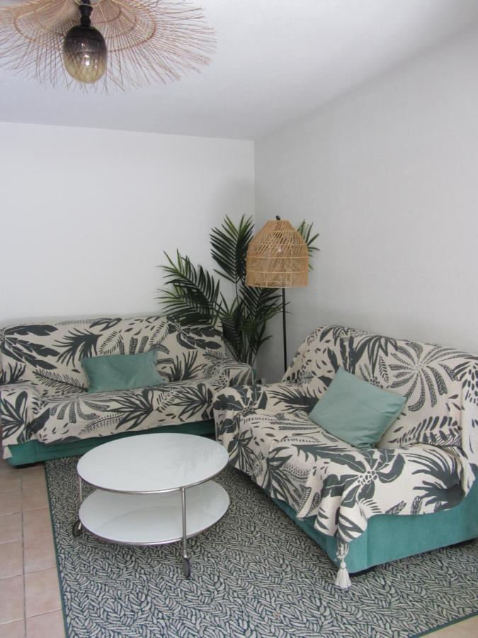 Appartement Les Cigales Rez De Jardin A 10Mn Des Plus Belles Plages Hyères Exterior foto